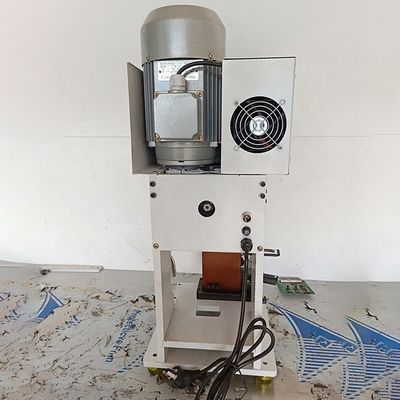 Ultra-quiet 2.0Ton Terminal Crimping Machine Made in Wire Range 0.1-4.5mm2 AWG11-AWG32